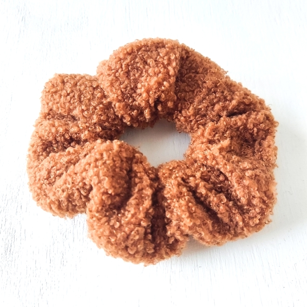 Large Sherpa Scrunchie - Brown